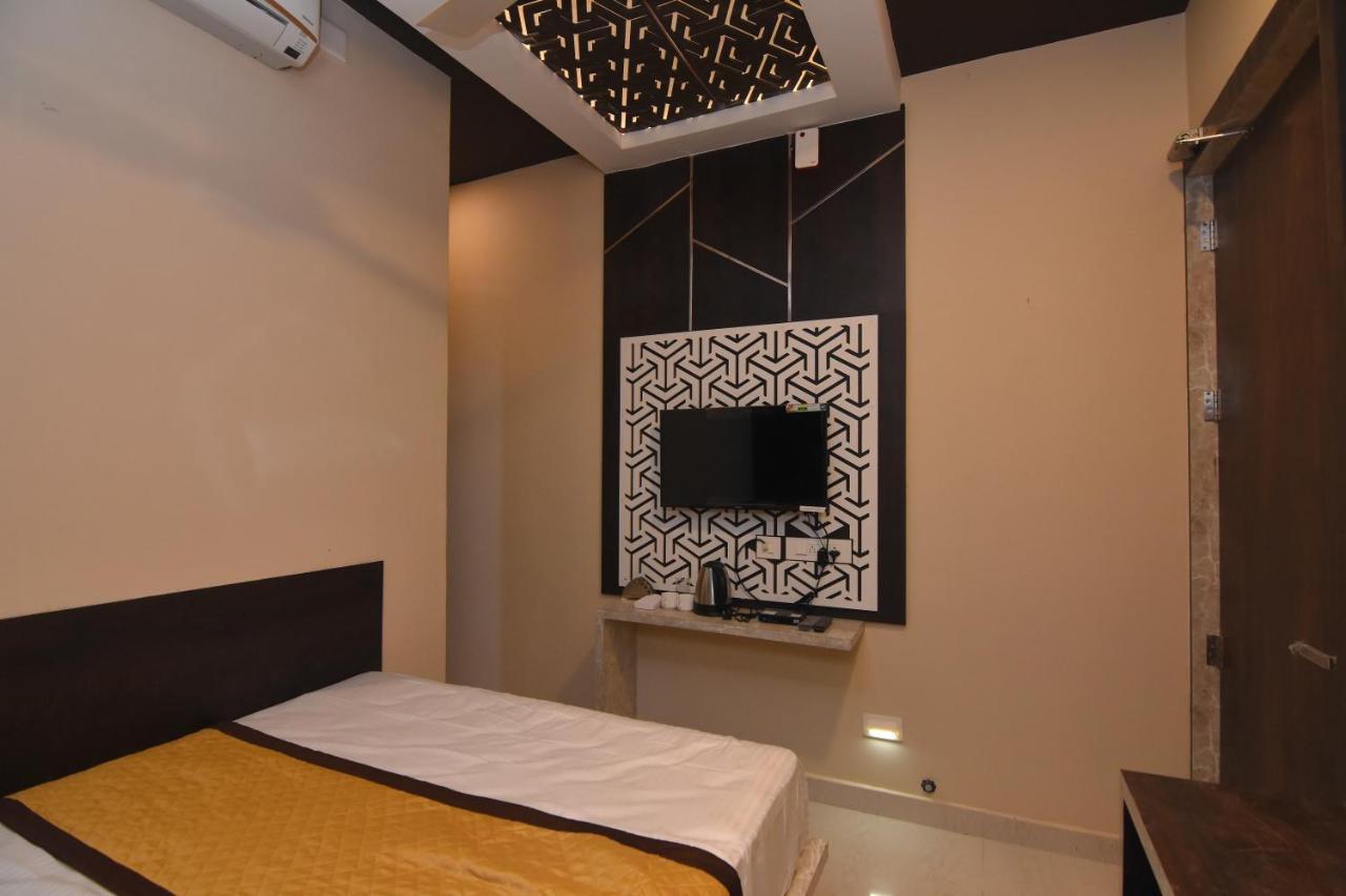 Hotel Atlantis Kumbakonam Ngoại thất bức ảnh